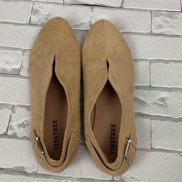 Tinstree Flat slip on shoes Size 9 Pointed Toe Flats Tan New NWOT - Picture 3 of 11